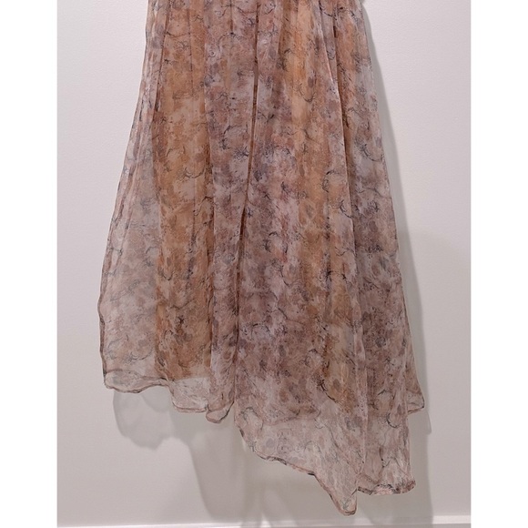 En Saison | Size Small, Peach | La Raque, Smocked Midi Dress - Picture 6 of 13